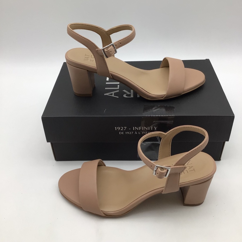 Naturalizer Bristol Womens Block Heel Sandals Creme Brulee Tan Wide Size 6 W NEW